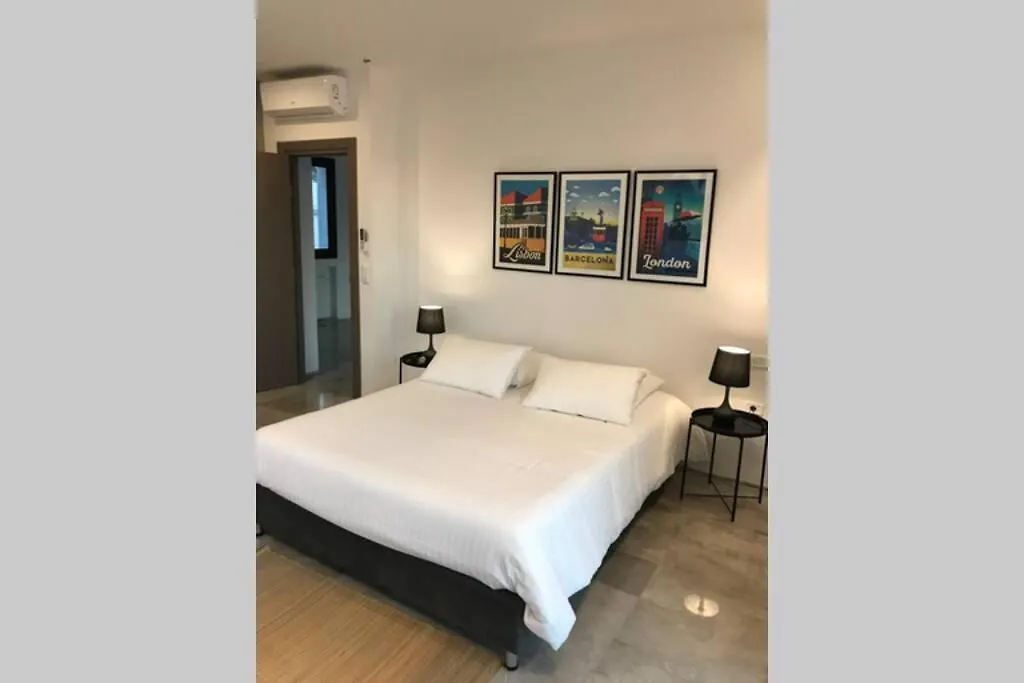 Villa Dar Henda 350m2 avec piscine la Soukra proche la Marsa et SIDI BOU SAID